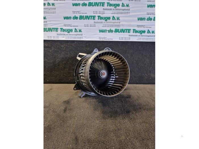 Moteur de ventilation chauffage d'un Renault Clio, Renault, -, 3 mois de garantie, Utilisé