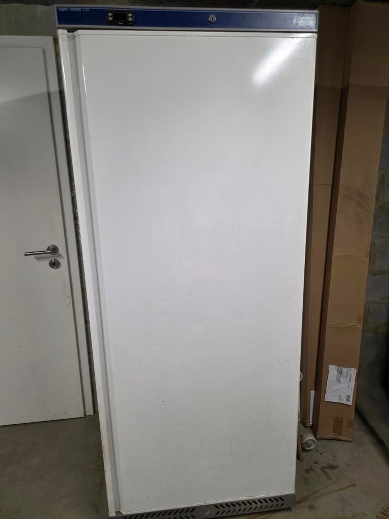 Armoire chambre froide, Enlèvement