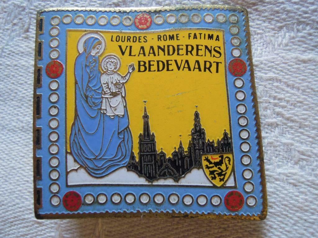 Vlaanderens bedevaart Lourdes - Rome - Fatima Kortrijk, Verzamelen, Ophalen of Verzenden, Gebruikt, Sieraad, Christendom | Katholiek