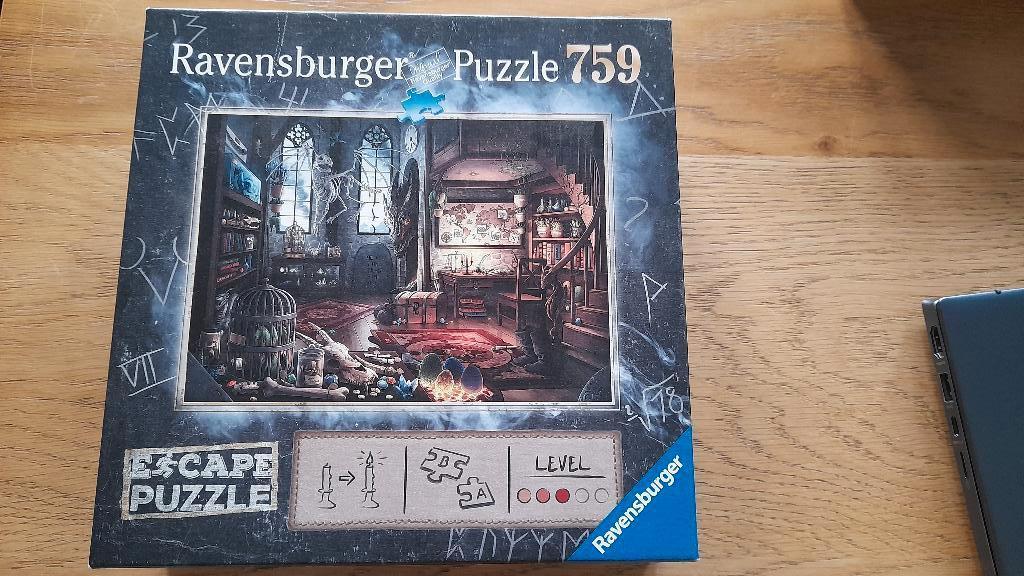 Escapepuzzel "Drakenlaboratorium", Ophalen of Verzenden, 500 t/m 1500 stukjes, Gebruikt, Legpuzzel