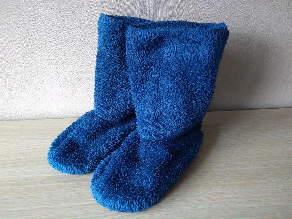 ✩ M30/34 - Woody pantoffels, Gebruikt, Ophalen of Verzenden, WOODY, Jongen