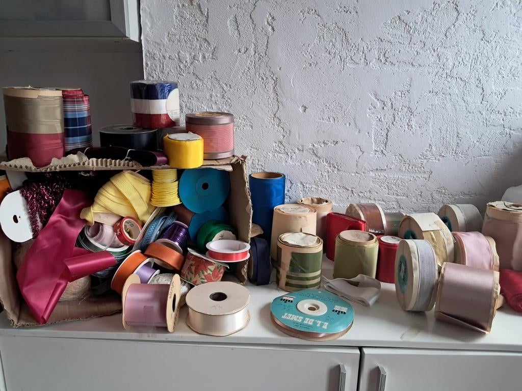 Ruban satin pour chapeau, couturière ou emballage cadeaux, Enlèvement ou Envoi, Comme neuf