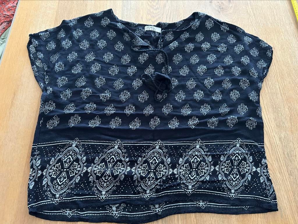 Donkerblauwe blouse Lola Liza maat L, Maat 42/44 (L), Ophalen of Verzenden, Zo goed als nieuw, Blauw