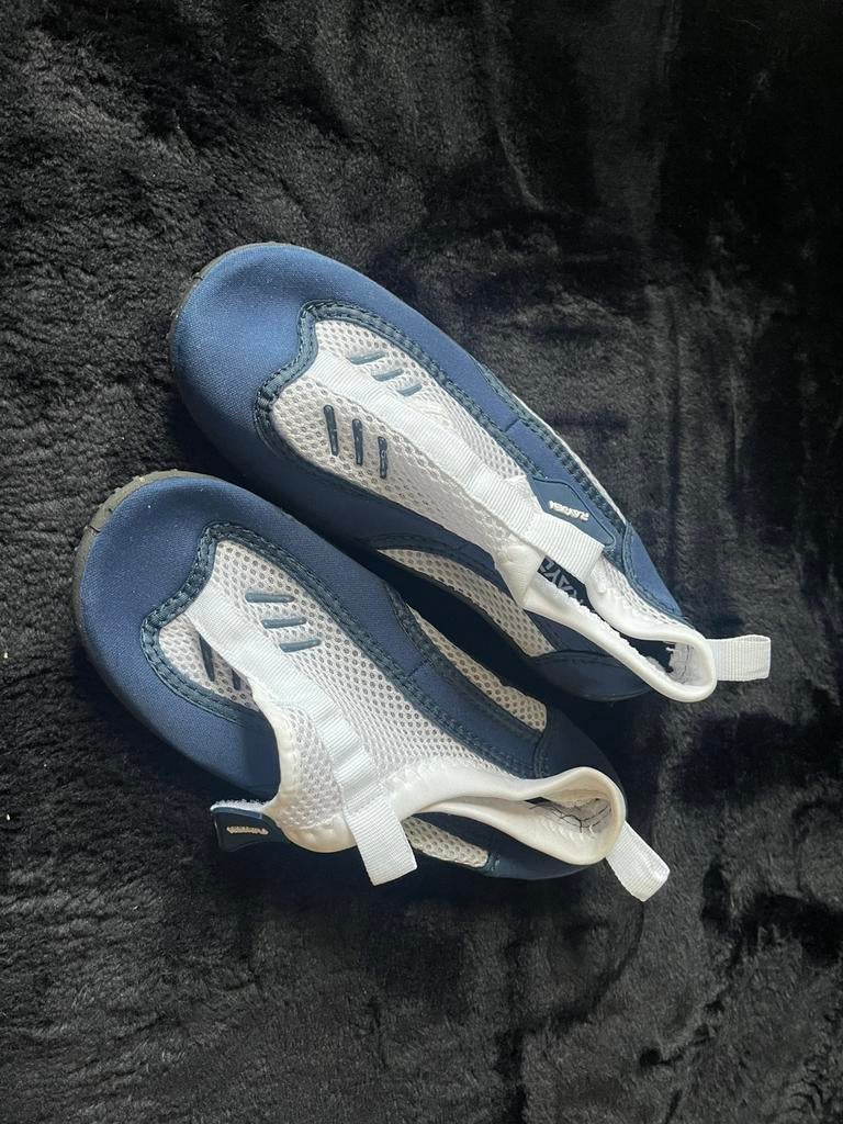 Zwem- en waterschoenen, Kinderen en Baby's, Kinderkleding | Kinder-zwemkleding, Ophalen, Zo goed als nieuw, Zwemschoenen