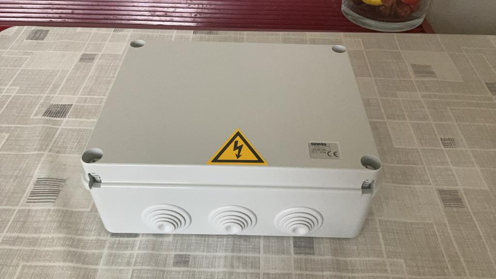 Aftakdoos, Doe-het-zelf en Bouw, Elektriciteit en Kabels, Ophalen, Nieuw