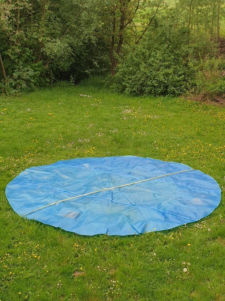 Isolerende en verwarmende afdekking voor zwembaden, Tuin en Terras, Ophalen, Zo goed als nieuw, Afdekzeil