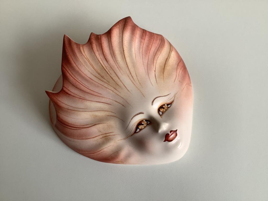 prachtige gesigneerde handgeschilderde muurvaas / masker, Ophalen of Verzenden
