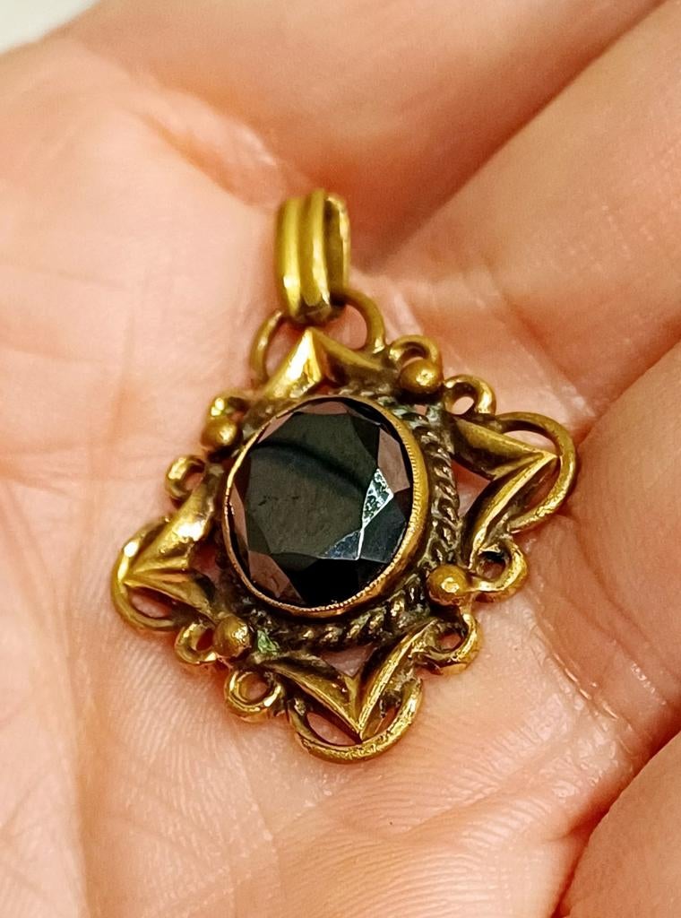 Bijou funéraire ancien, pendentif en onyx, Enlèvement ou Envoi