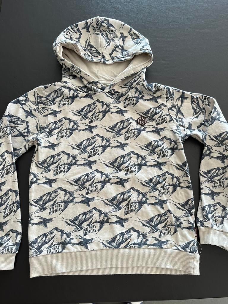 Hoodie no way monday maat 128-134, Ophalen of Verzenden, Zo goed als nieuw