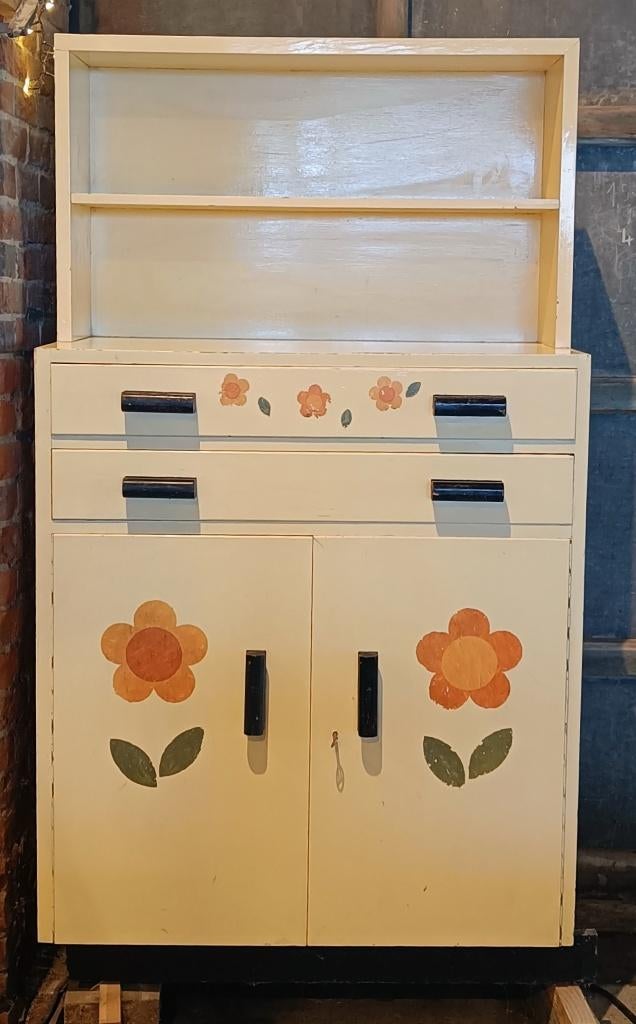 Vintige kast, Ophalen, Gebruikt