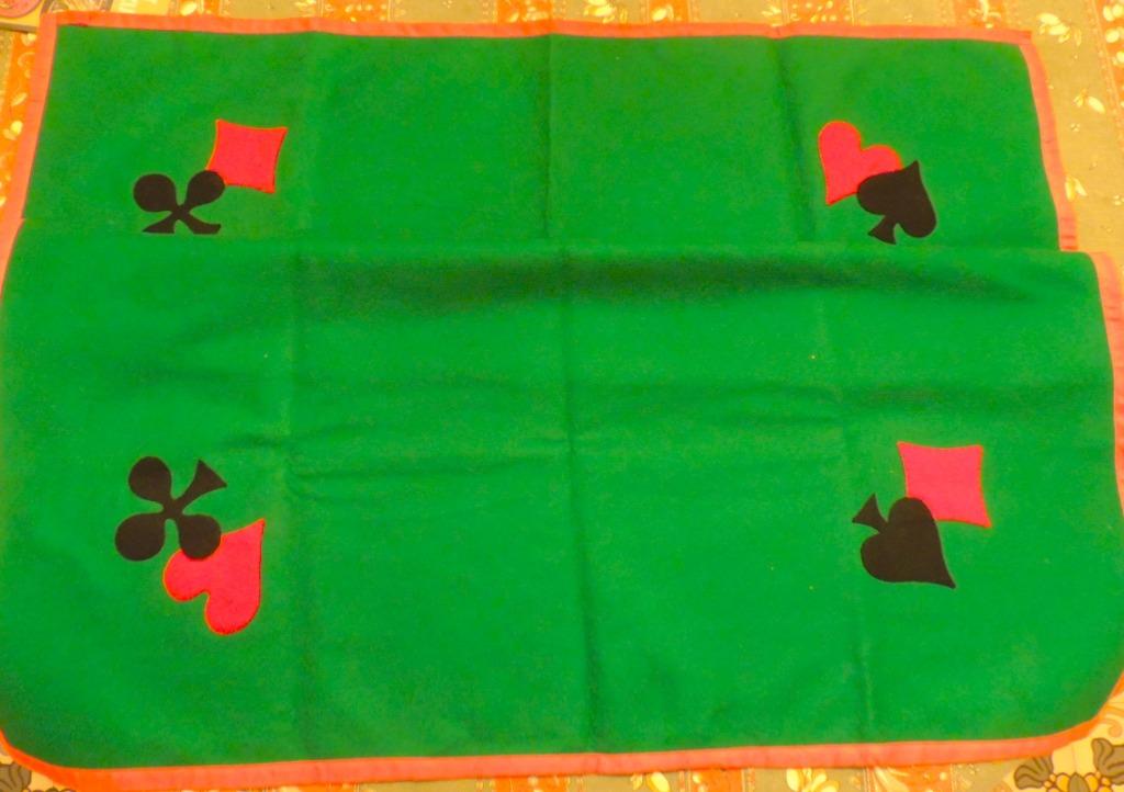 Tapis de bridge neuf décoré vendu au profit de NiNo Feliz, Enlèvement ou Envoi, Neuf, Fait main