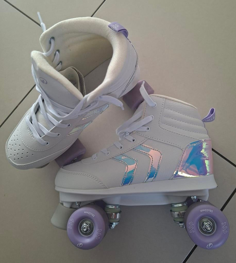 Patins à roulettes NEUF pointure 41, Enlèvement, Comme neuf
