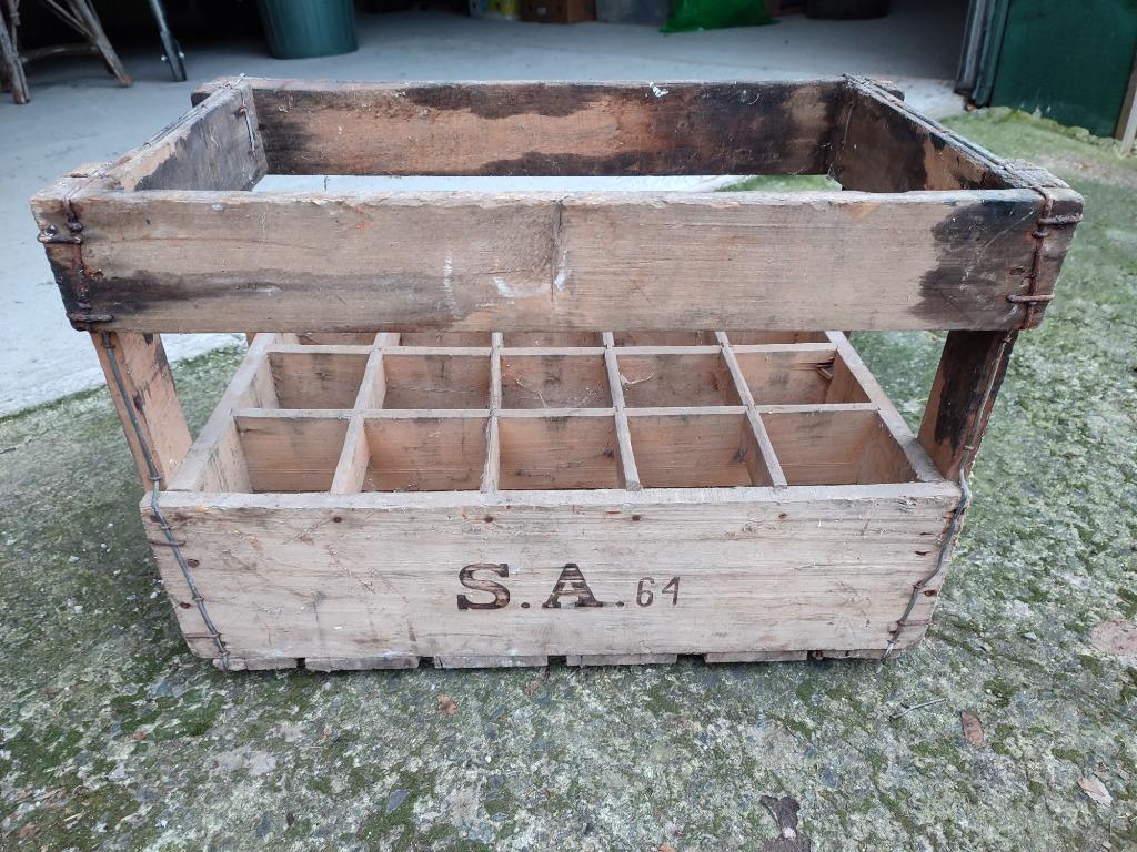 Ancien casier en bois pour bouteilles (bière ?), Collections, Enlèvement, Utilisé, Autres types