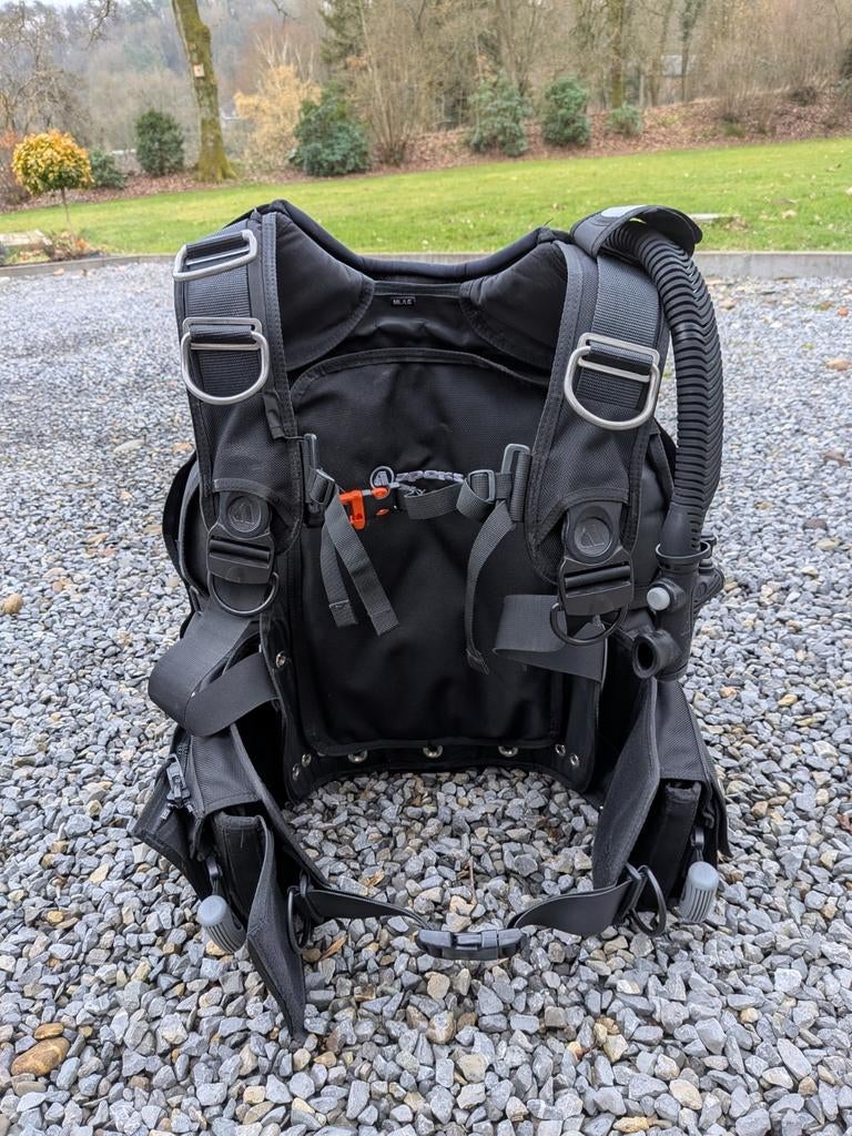 Gilet Apeks black Ice (Taille ML/LG), Motos, Accessoires | Valises & Sacs, Enlèvement ou Envoi