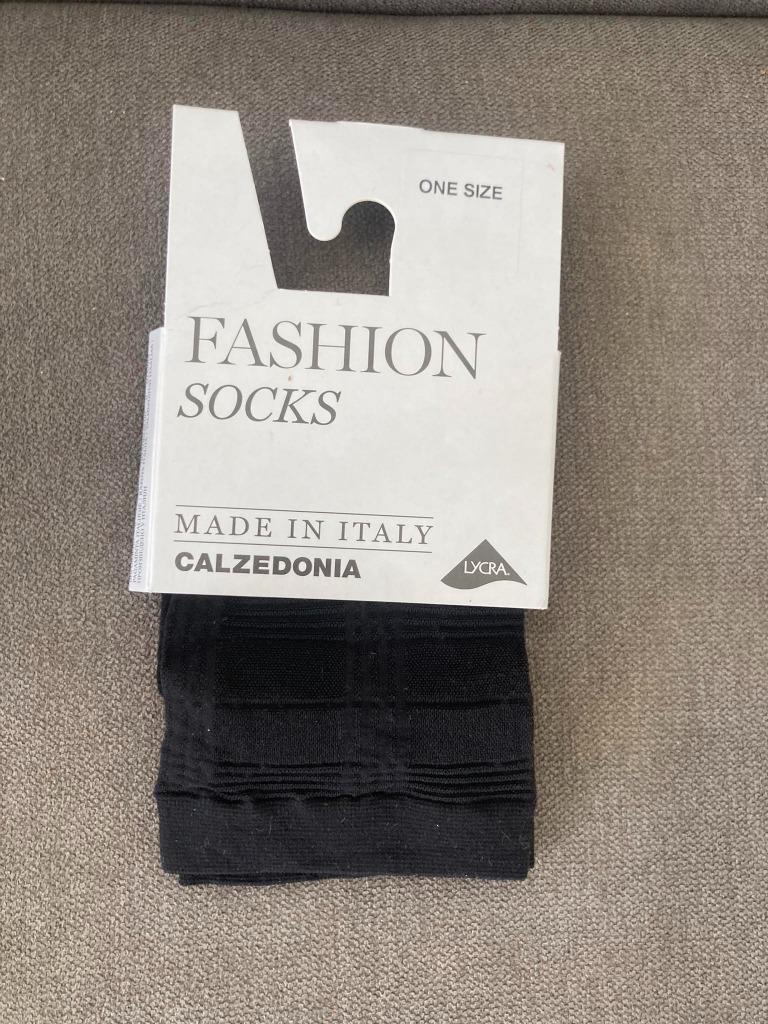 Chaussettes nouvelle Calzedonia Taille Unique, Vêtements | Femmes, Enlèvement ou Envoi, Neuf, Noir, Chaussettes et Chaussettes genoux