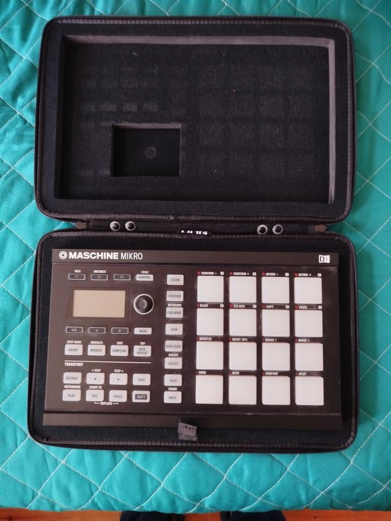 Maschine Mikro MK2 controller NOG STEEDS BESCHIKBAAR!, Enlèvement