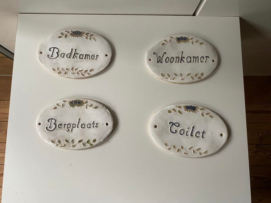 Mooie deur naamplaatjes, Ophalen, Zo goed als nieuw