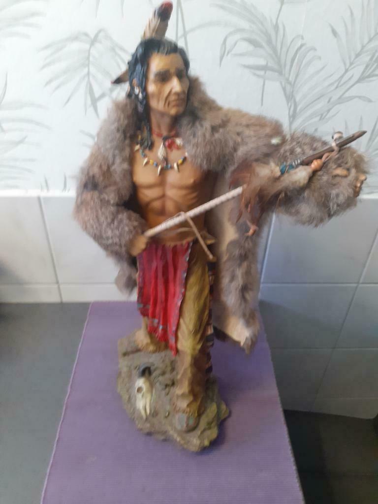 Indianen beelden zo goed als nieuw, Enlèvement ou Envoi, Comme neuf