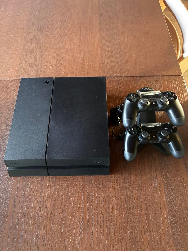 Sony Playstation 4 + extra’s, Games en Spelcomputers, Spelcomputers | Sony PlayStation 4, Met 2 controllers, Ophalen of Verzenden