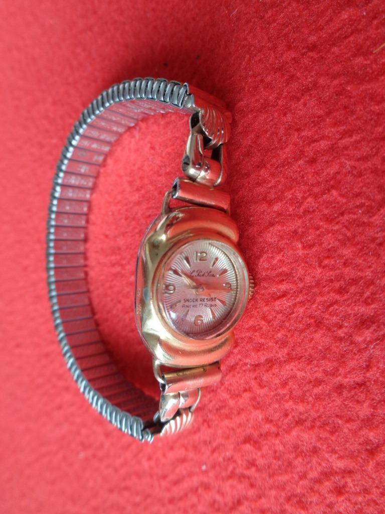 Montre dorée. Inscrit "LE PEK LON" 17 Rubis. Vintage N 3, Enlèvement ou Envoi, Utilisé