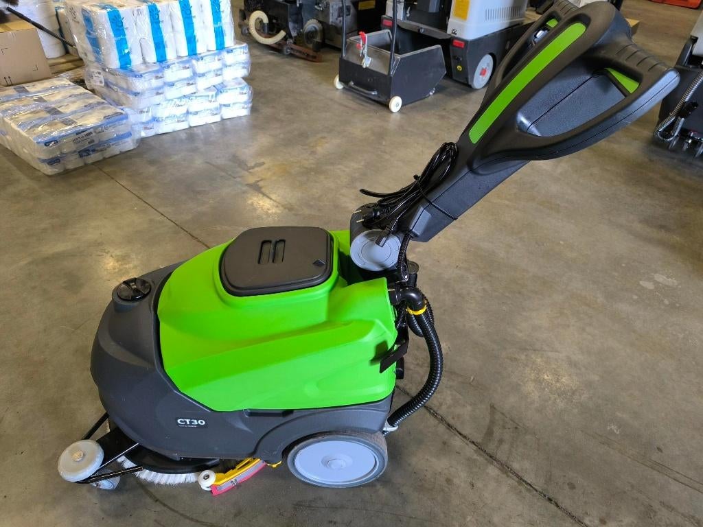 Schrobzuigmachine, Enlèvement, Comme neuf, Machine de nettoyage à brosse