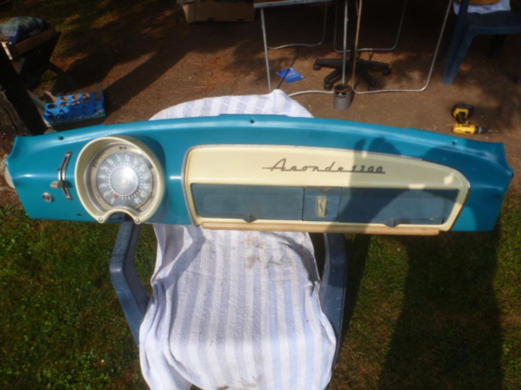 simca aronde:planche de bord,compteur et vide-poche, Envoi, Utilisé