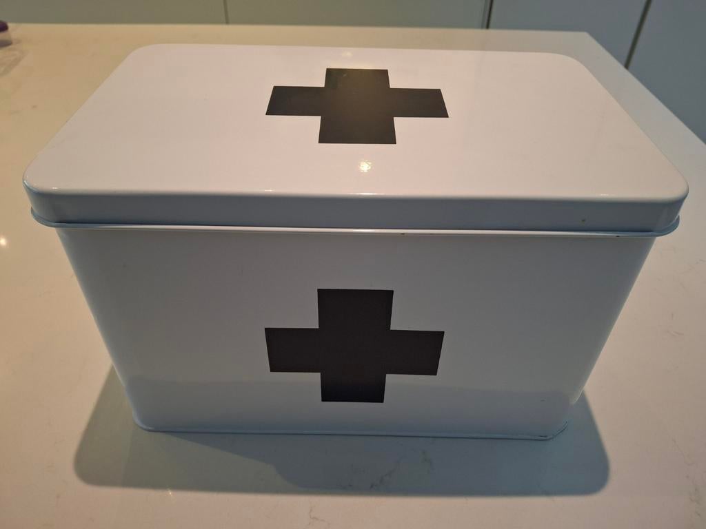 Medicatie doos, Ophalen