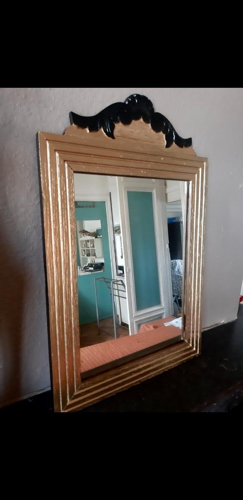 Plusieurs miroirs et lampe a chevet, Enlèvement