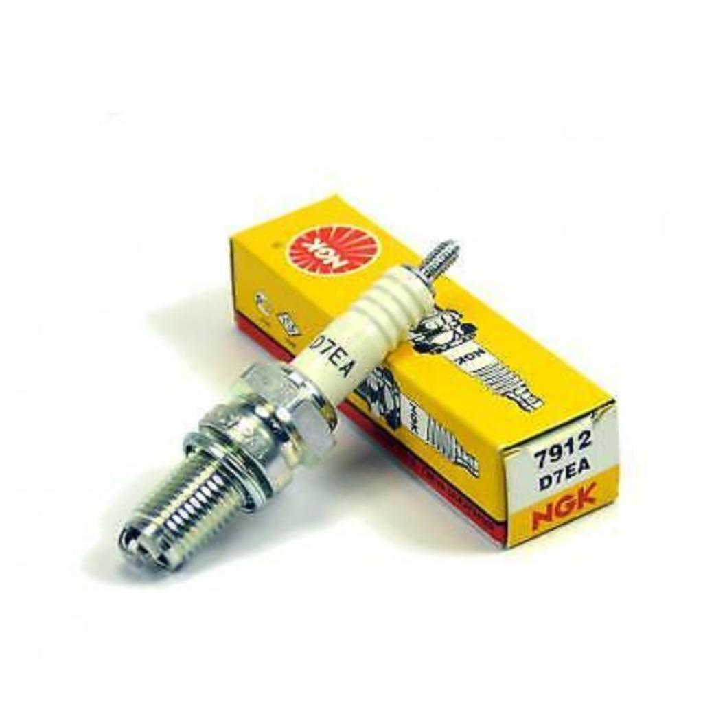 4 Bougies BMW K100 - M3 NGK 7912 D7EA, Enlèvement ou Envoi