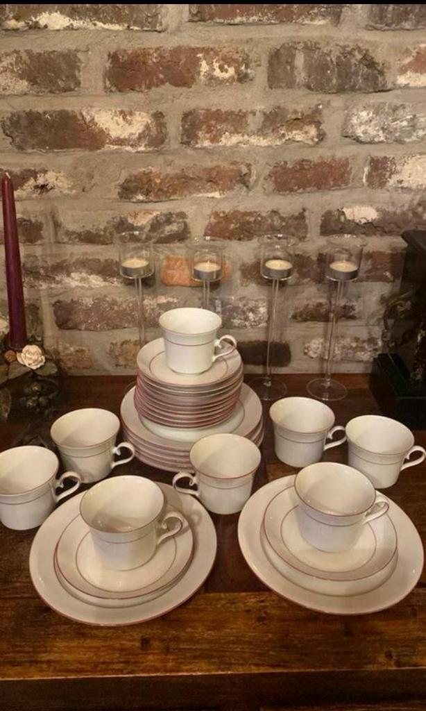 Service festif en porcelaine de Bavière, Enlèvement