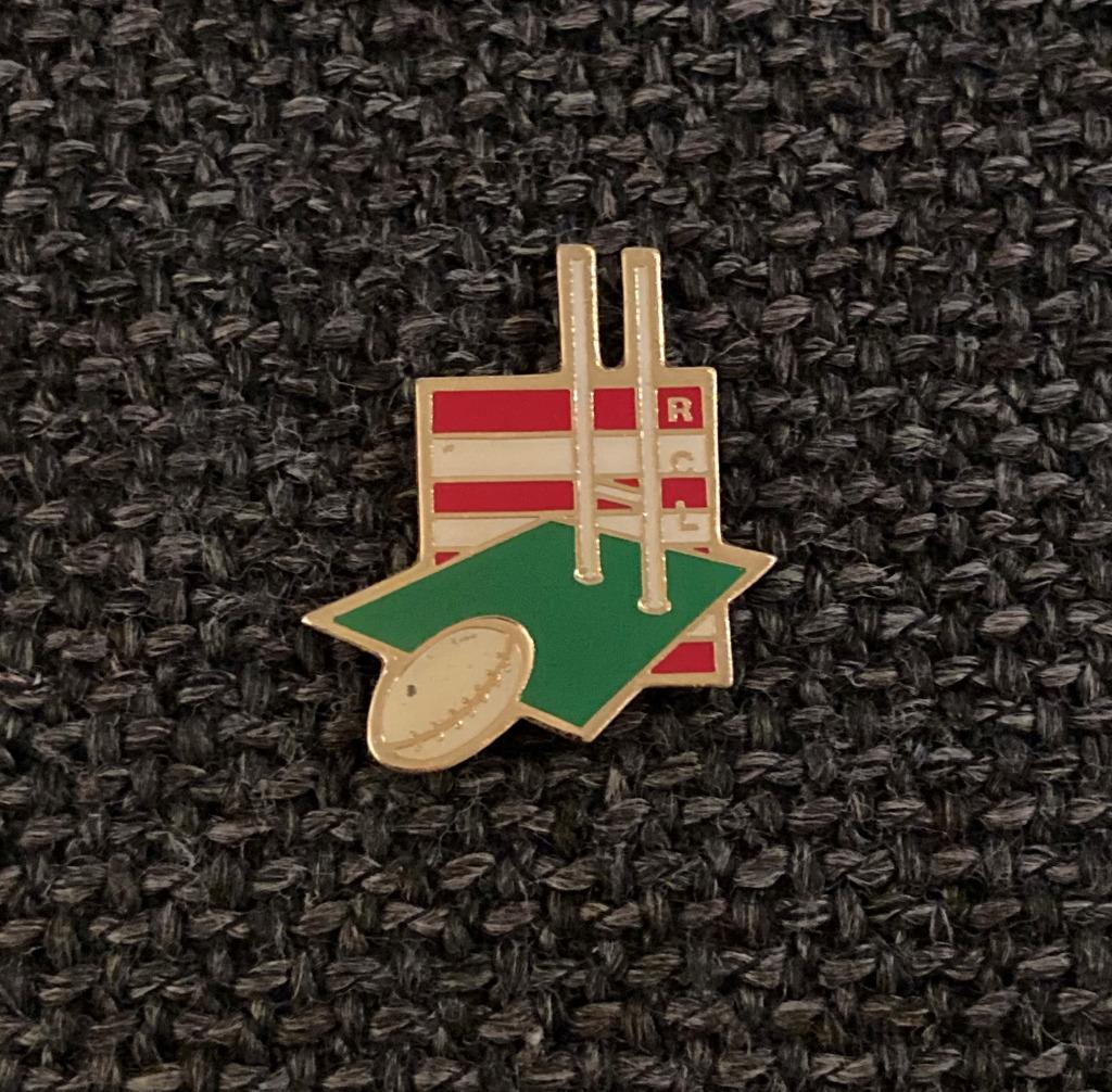 PIN - RCL - RUGBY - AMERICAN FOOTBALL - NFL, Verzenden, Gebruikt, Sport, Speldje of Pin