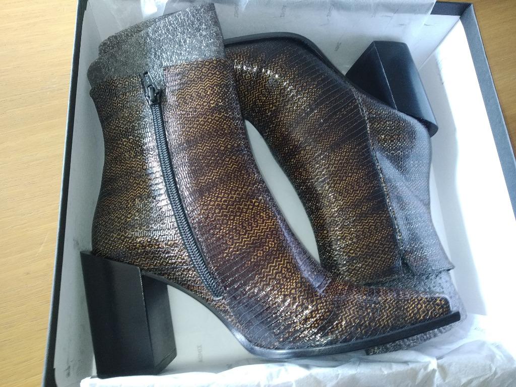 BOTTINES ITALIENNES CUIR CROCO NEUVES, Neuf, Enlèvement ou Envoi, Brun, Boots et Botinnes