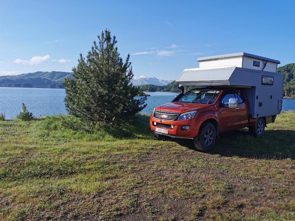 Offroad camper, Automaat, Chemisch toilet, Standaard zit, Vloeistofverwarming