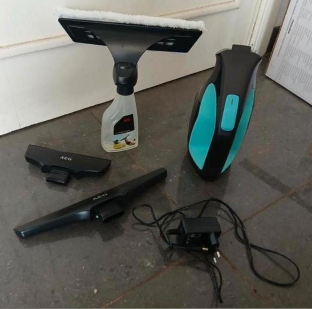Draadloze  AEG  raamreinger, Huis en Inrichting, Ophalen, Raamwisser of Trekker
