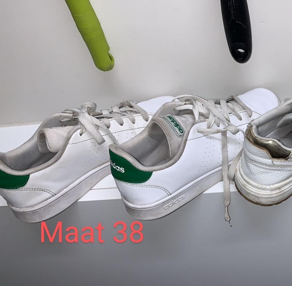 Adidas maat 38 MOET DRINGEND WEG WEGENS VERHUIS, Kleding | Dames, Schoenen, Adidas, Wit, Ophalen of Verzenden, Zo goed als nieuw