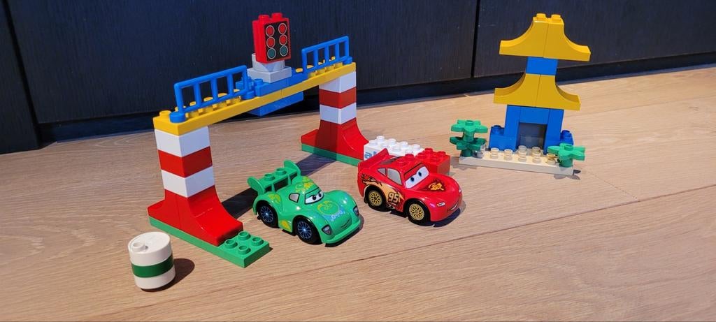 Lego Duplo 5819 - Disney Cars Tokyo race, Ophalen of Verzenden, Zo goed als nieuw, Complete set, Duplo