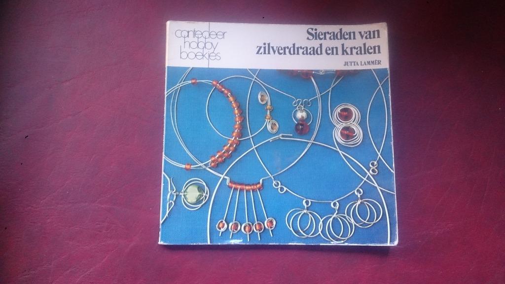 Sieraden van zilverdraad en kralen, Ophalen of Verzenden