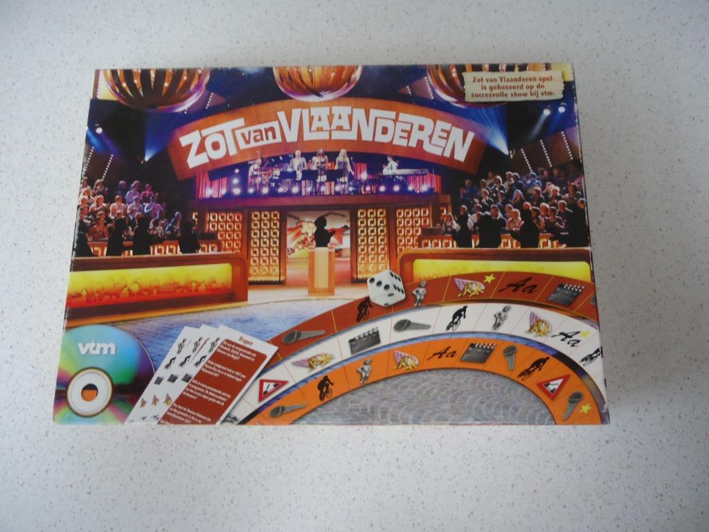 Naar het bekende VTM spel "Zot Van Vlaanderen" met CD., Hobby & Loisirs créatifs, Jeux de société | Jeux de plateau, Utilisé, Enlèvement ou Envoi