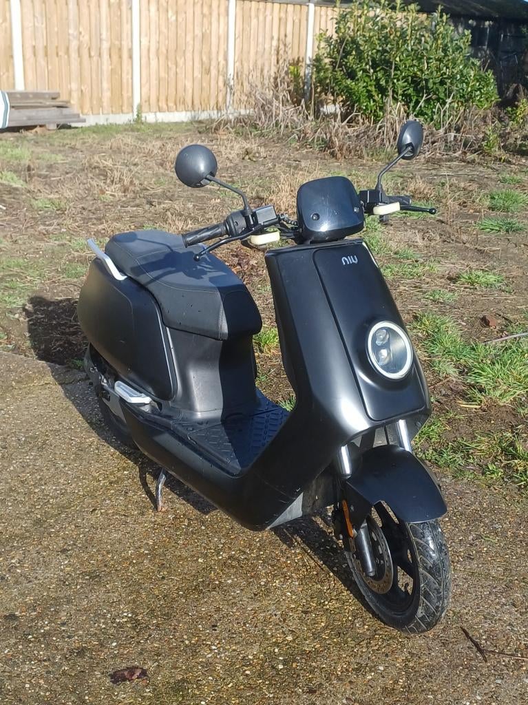 NIU N1 (NQi) Sport Zwart elektrische scooter, Classe B (45 km/h), Enlèvement, Utilisé, NIU