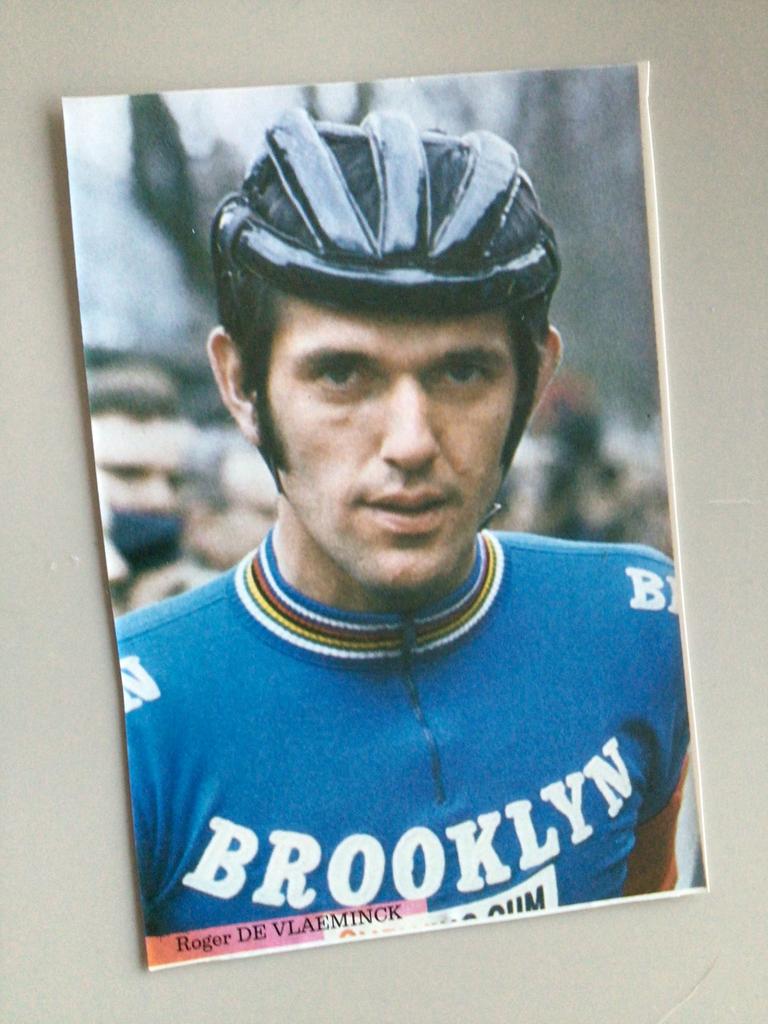 Wielerprent samo chips team brooklyn roger de vlaeminck, Envoi