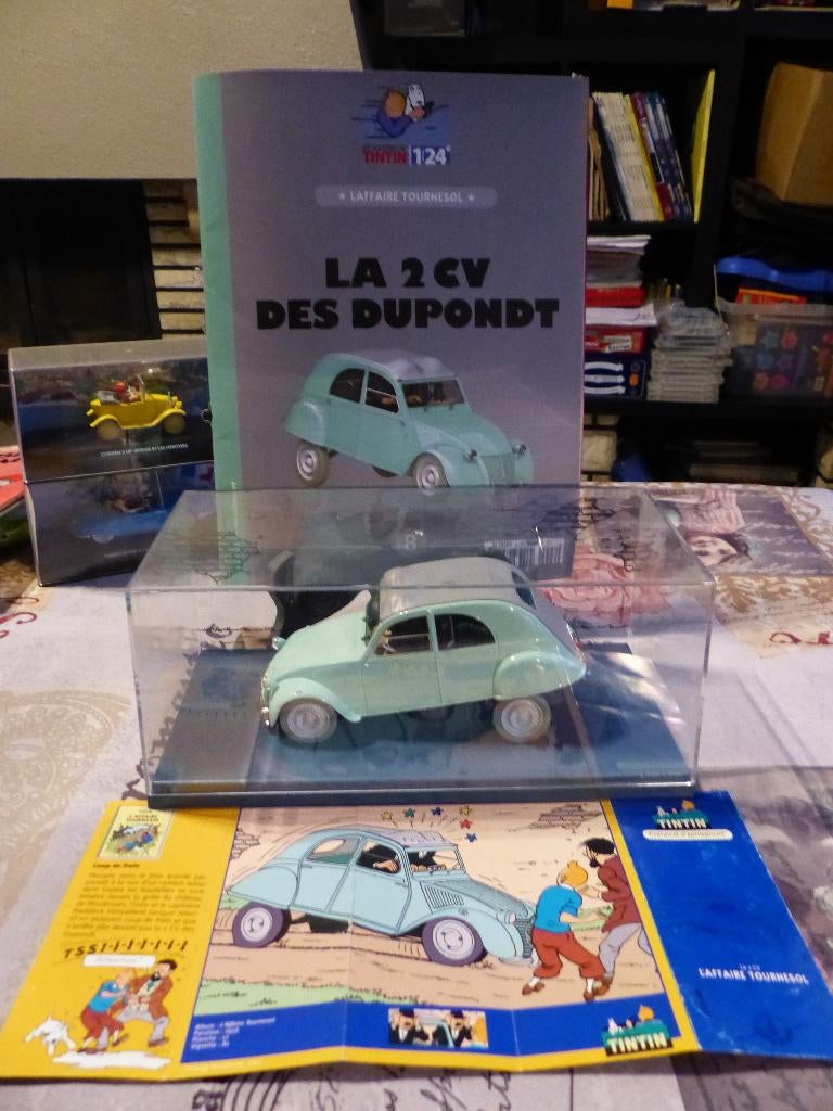Voiture miniature Tintin 1/24 La 2CV de L'affaire Tournesol, Enlèvement ou Envoi, Tintin, Utilisé, Statue ou Figurine