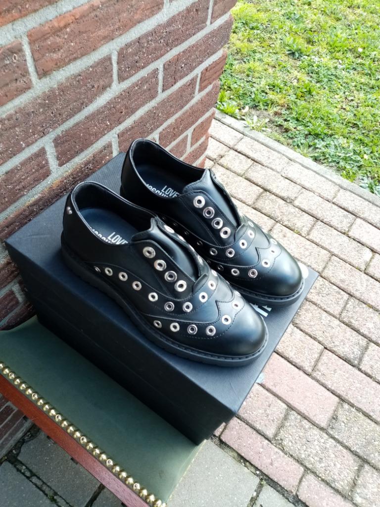 Dames sneakers Mt35, Mt38 Moschino, Kleding | Dames, Schoenen, Zwart, Nieuw, Sneakers, Moschino
