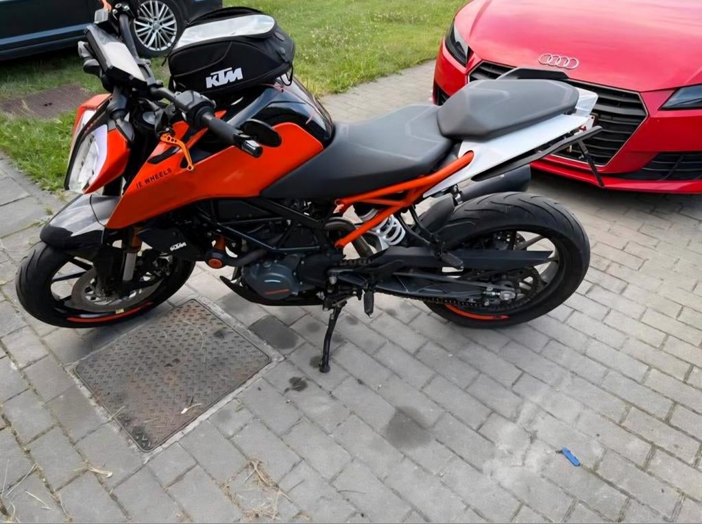 Ktm duke 125