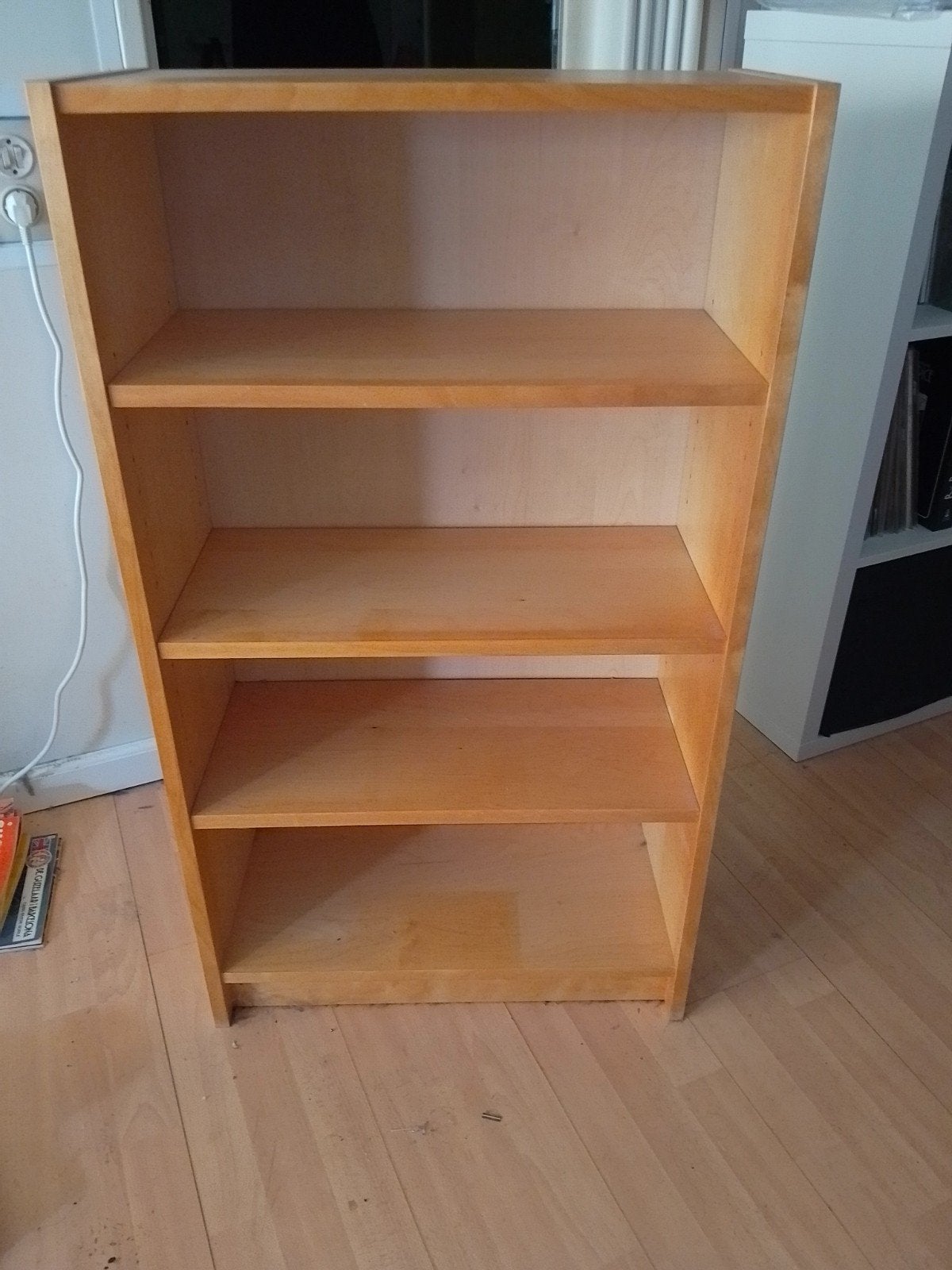 kastje met vier Laadschappen, Huis en Inrichting, Kasten | Boekenkasten, Ophalen