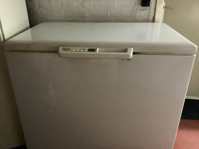OPPORTUNITE: Congélateur Miele, capacité 245 litres, Electroménager, Congélateurs, Utilisé, Autoportant, Congélateur, Congélateur