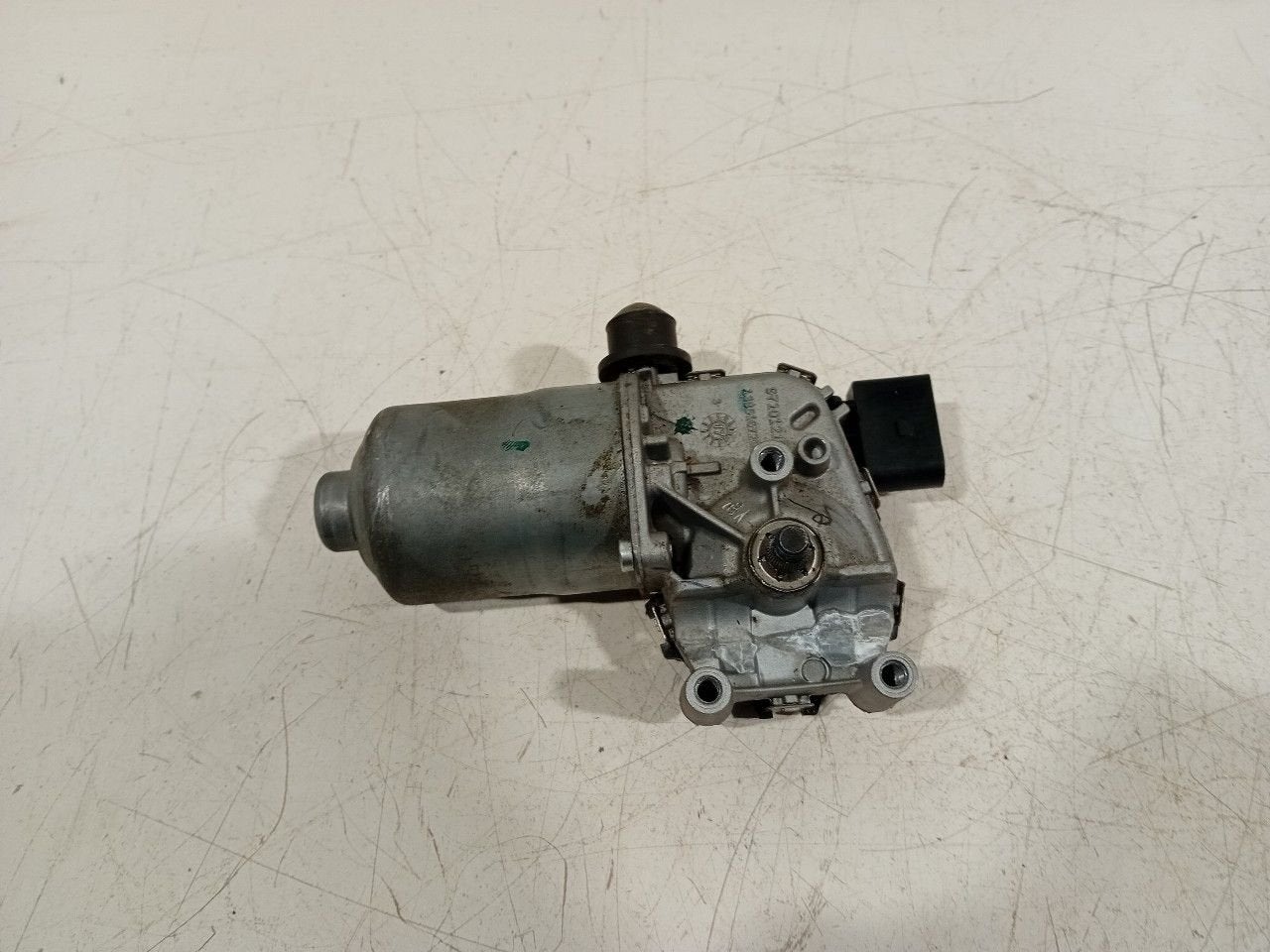 Ruitenwissermotor voor Ford EcoSport, Onderdelen@venauto.nl, Van der Ven Autorecycling B.V., Gebruikt, Ettenseweg 76, 4706 PB Roosendaal, The Netherlands