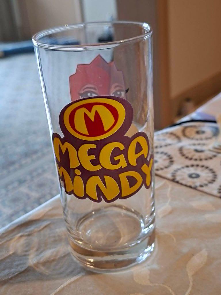 Mega Mindy longdrinkglas van Studio 100., Verzamelen, Ophalen of Verzenden, Zo goed als nieuw, Frisdrankglas