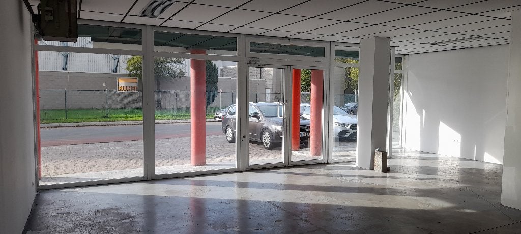 Handelspand/kantoor te huur te Maasmechelen, Benedenwoning, Direct bij eigenaar, Provincie Limburg