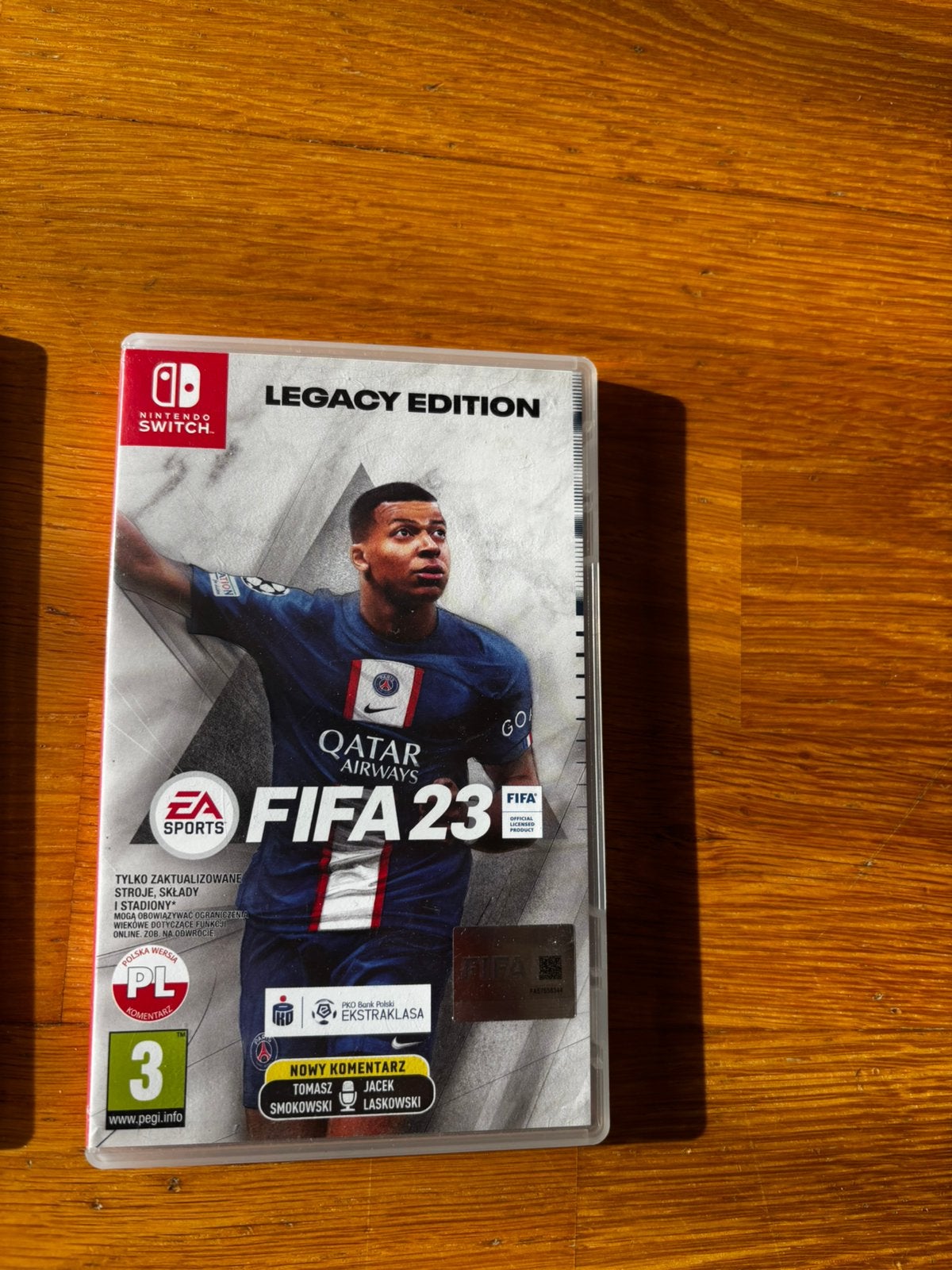 Nintendo Switch Minecraft et Fifa 23, Enlèvement, Comme neuf