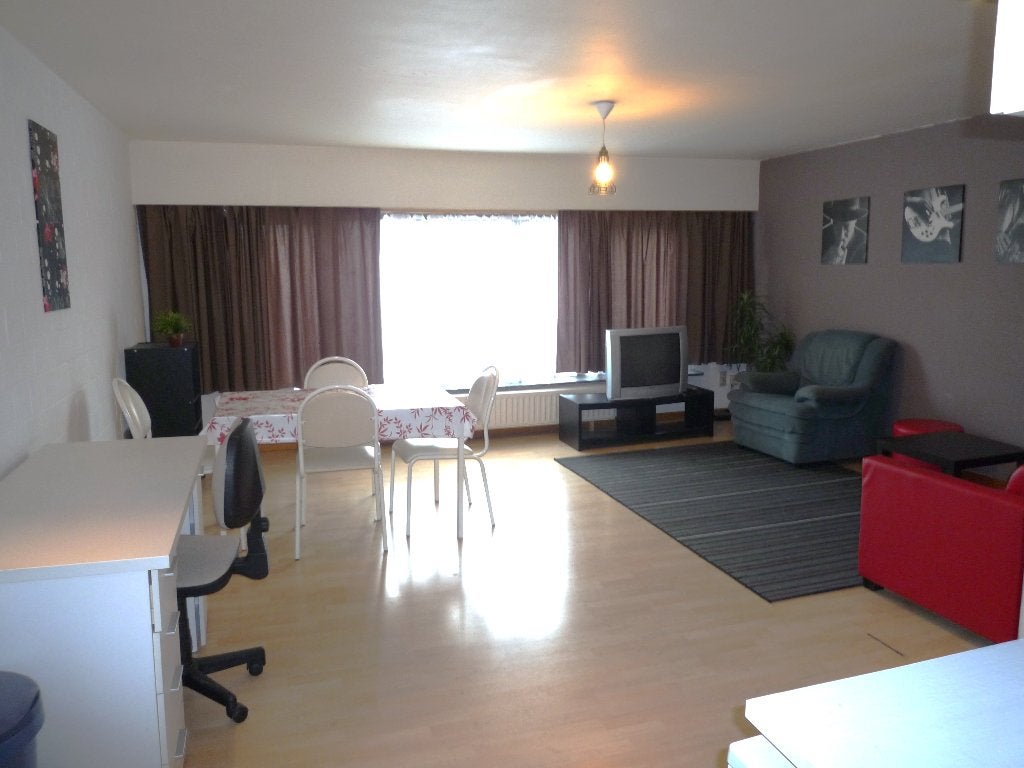 Bemeubeld appartement 1 persoon centrum Waregem, 35 tot 50 m², Provincie West-Vlaanderen